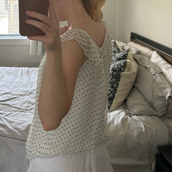 Luisa Ricci Flutter Sleeve Blouse - Picture 10 of 10